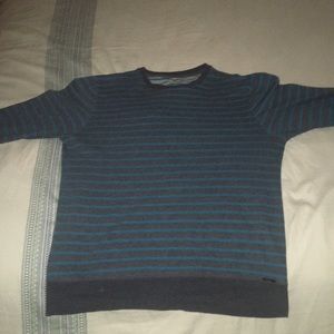 Long sleeve blue and grey